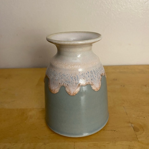 Handmade vase - Picture 1 of 1